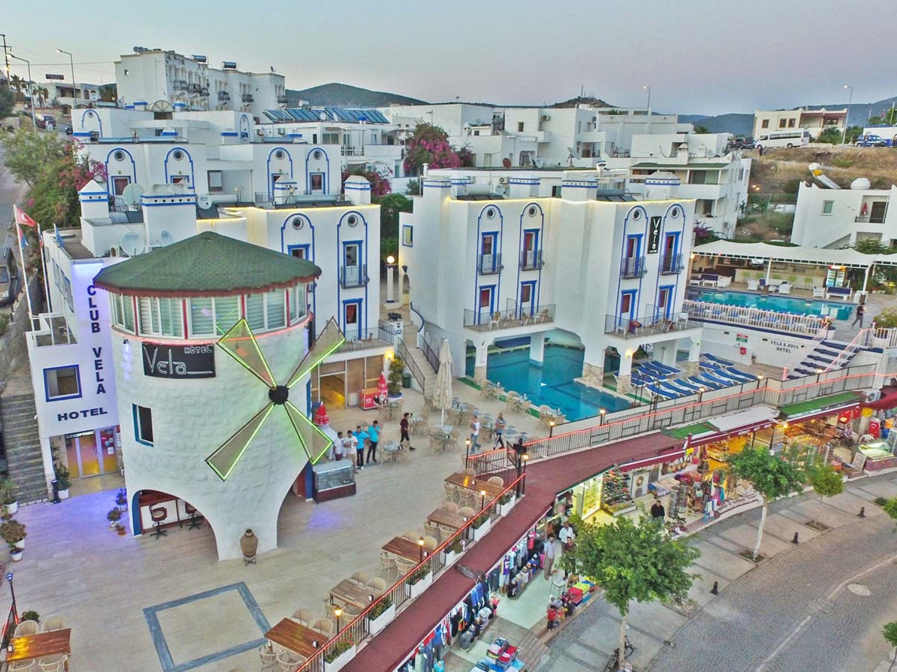 Sky Nova & Otel 3*