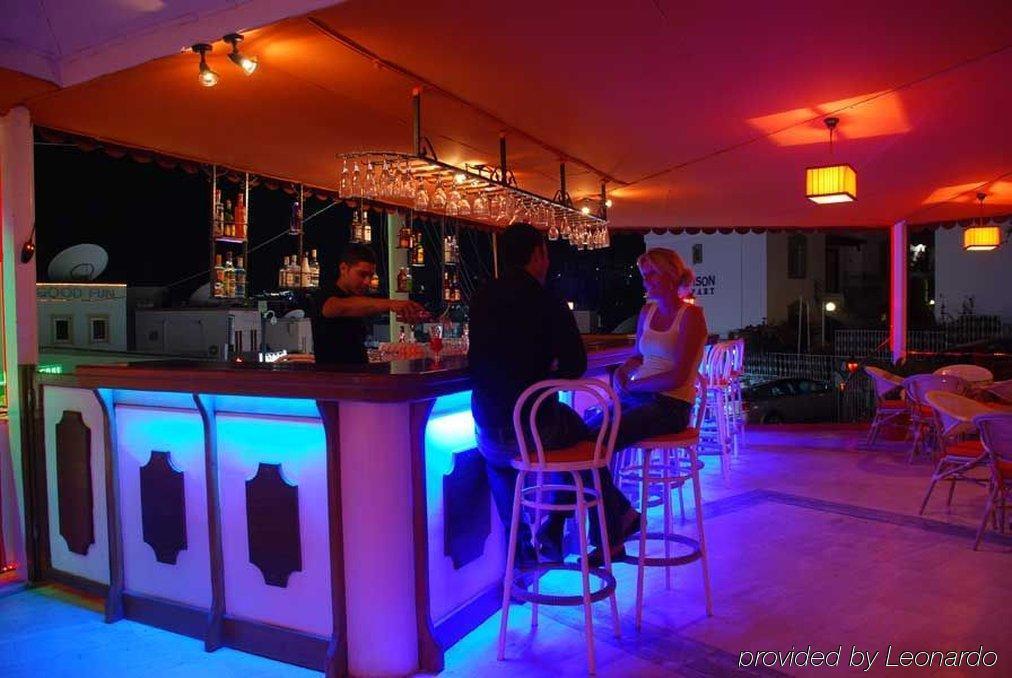 Otel Sky Nova &