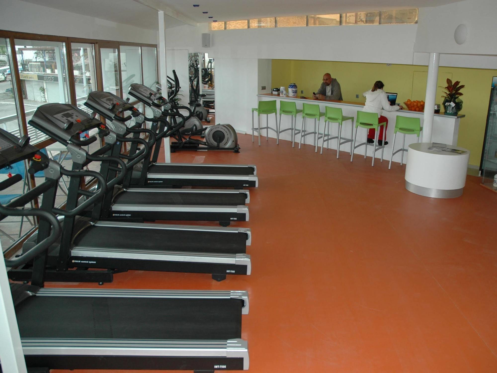 Otel Sky Nova & 3*