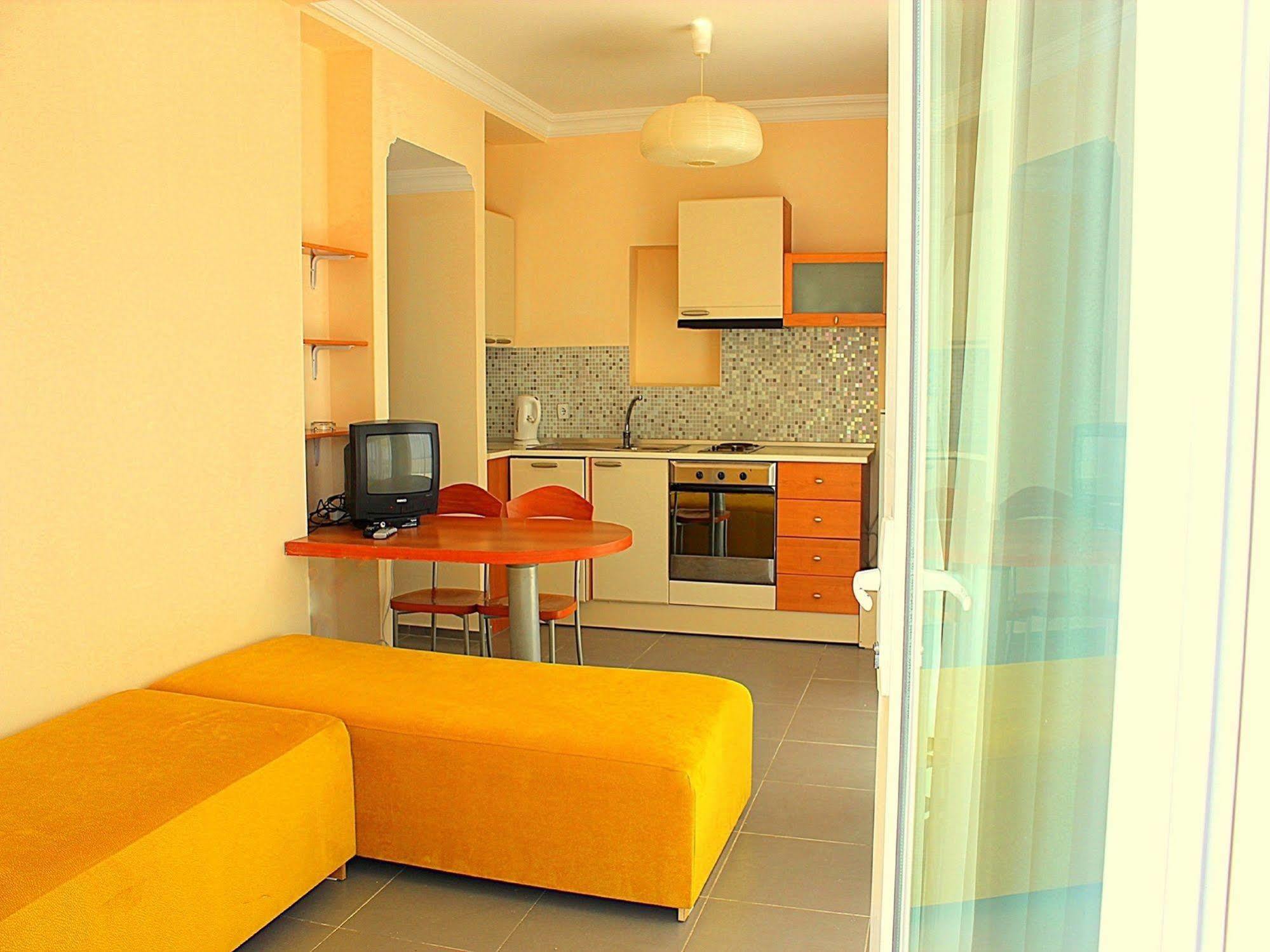 Sky Nova & Otel