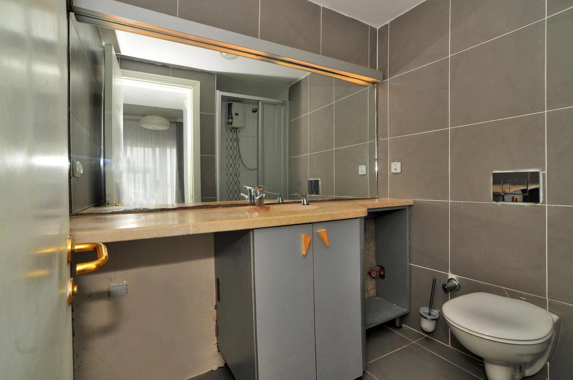Otel Sky Nova & 3*
